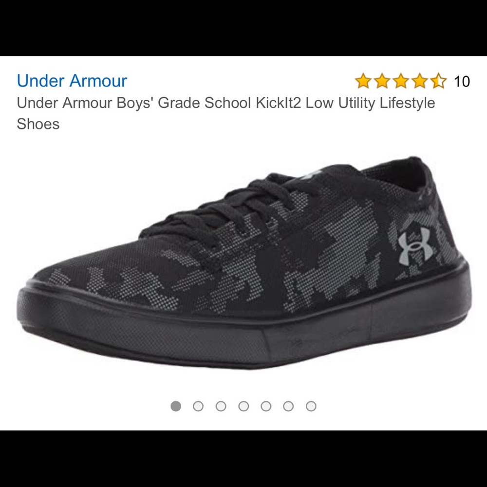 NWOT Boys 4.5 Under Armour Kickit2 Tennis Shoes